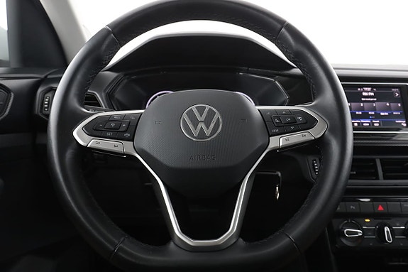 Volkswagen T-Cross 19 of 30
