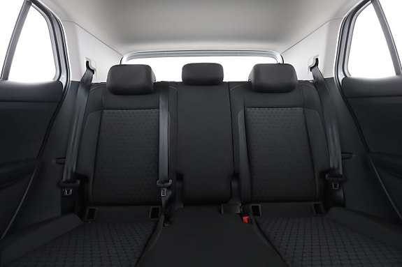 Volkswagen T-Cross 16 of 30