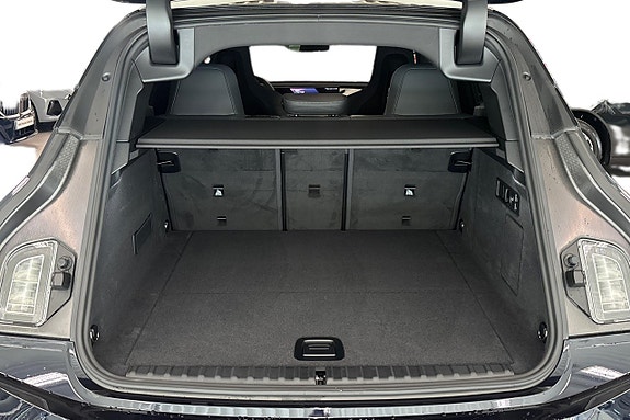 BMW iX 10 of 21