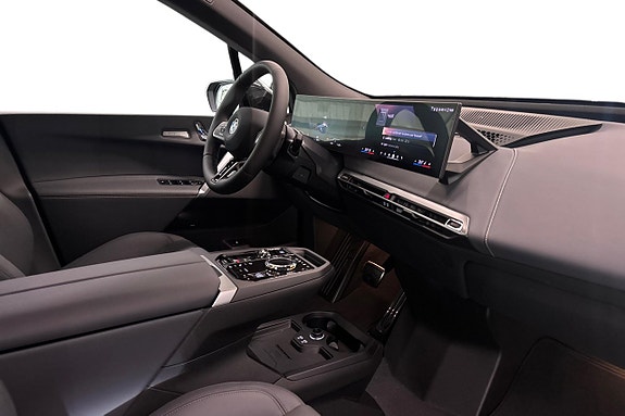 BMW iX 6 of 21