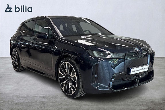 BMW iX 21 of 21