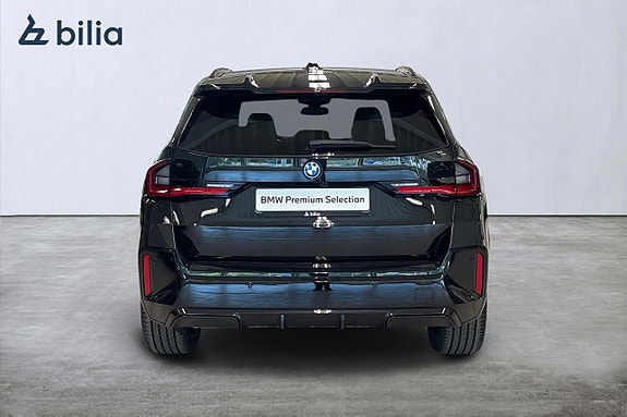 BMW X1 4 of 19