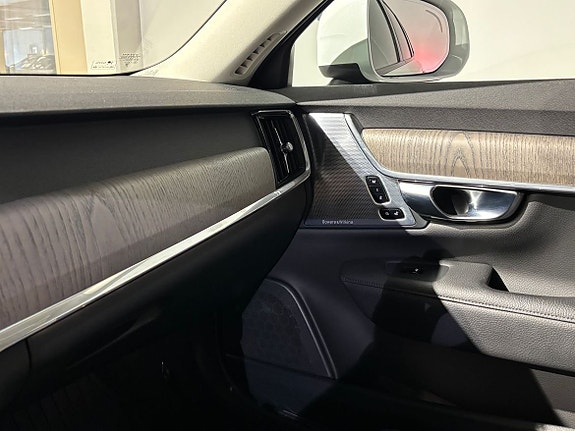 Volvo V90 Cross Country 15 of 23