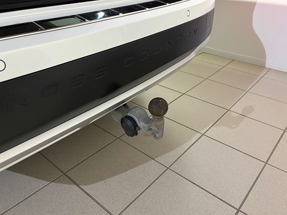 Volvo V90 Cross Country 19 of 23