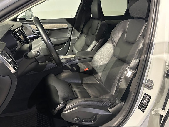 Volvo V90 Cross Country 5 of 23