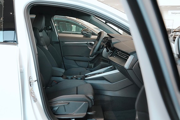 Audi A3 6 of 9