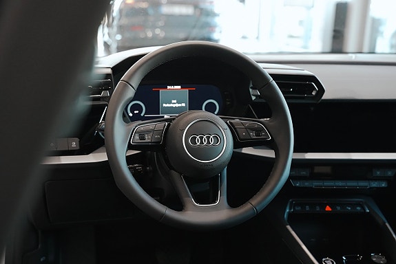Audi A3 4 of 9