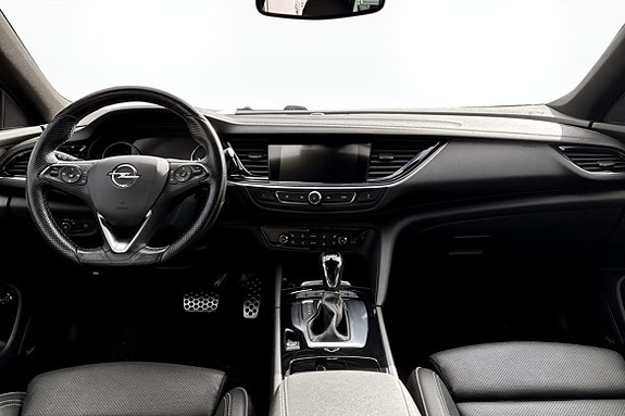 Opel Insignia 4 of 10