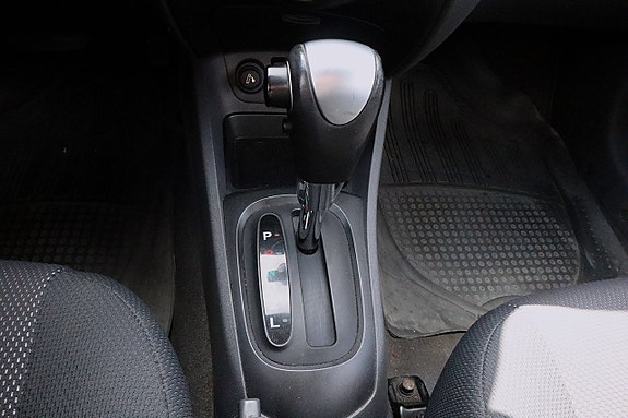 Kia Rio 12 of 19