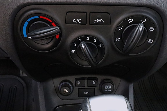 Kia Rio 9 of 19