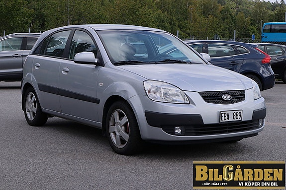 Kia Rio 2 of 19