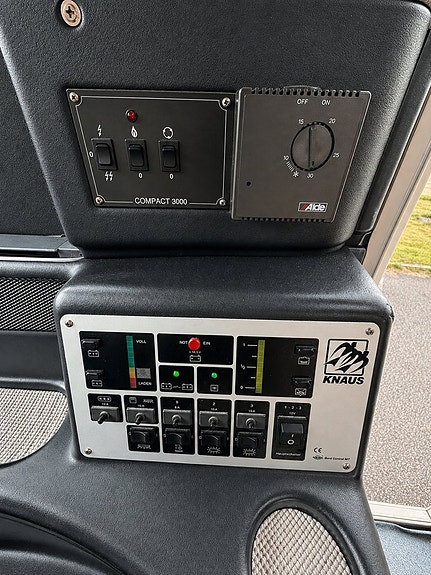 Knaus Travel-Liner 14 of 21