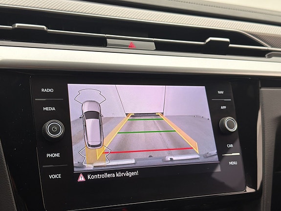 Volkswagen Arteon 28 of 30