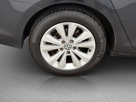 Volkswagen Golf I 27 of 28