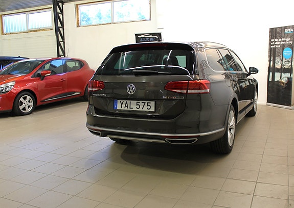 Volkswagen Passat Alltrack 8 of 20