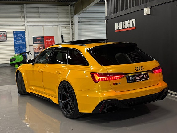 Audi RS6 4 of 21