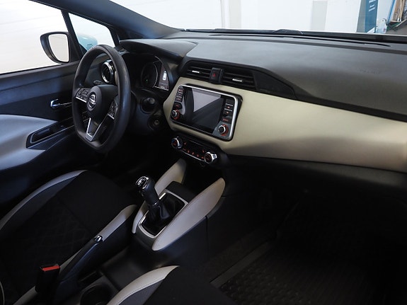 Nissan Micra 9 of 18