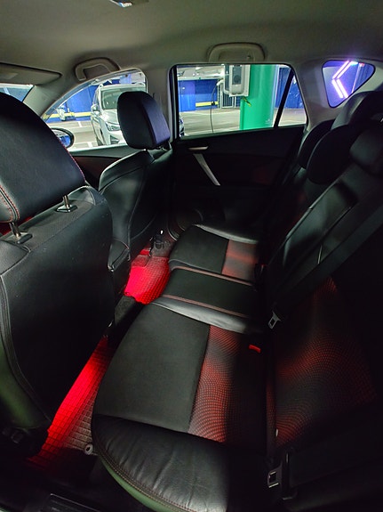 Mazda 3 5 of 9