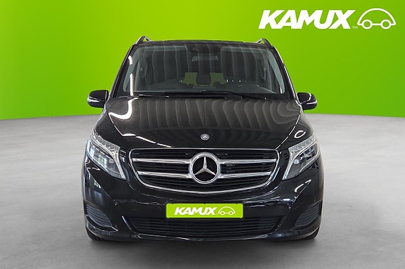 Mercedes-Benz V220 5 of 23