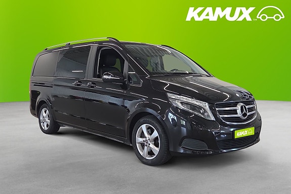 Mercedes-Benz V220