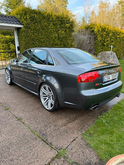Audi RS4 6 of 10