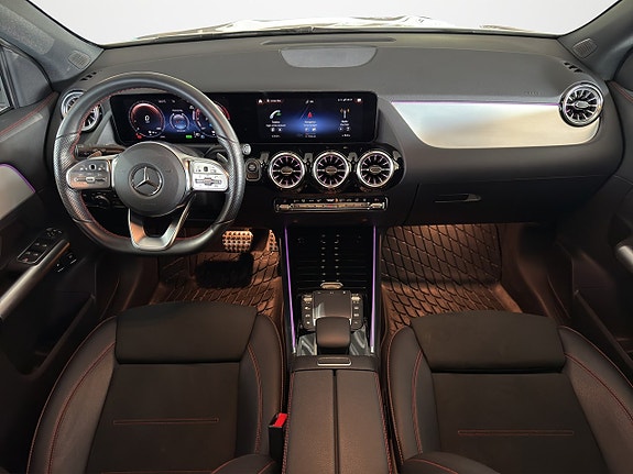 Mercedes-Benz GLA250 e 11 of 22