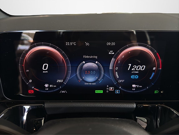 Mercedes-Benz GLA250 e 12 of 22