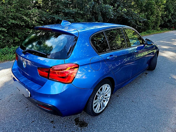 BMW 116d 3 of 7