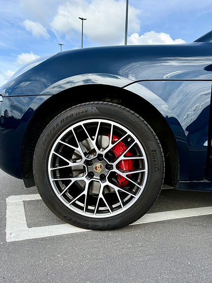 Porsche Macan GTS 15 of 15
