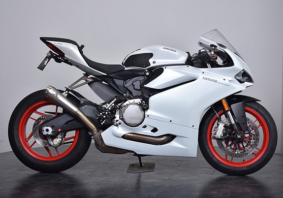 Ducati Panigale 959 / MYCKET FINT SKICK 8 of 19