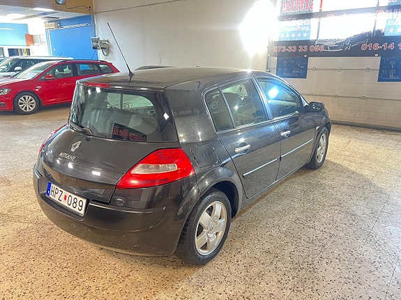 Renault Megane 4 of 10