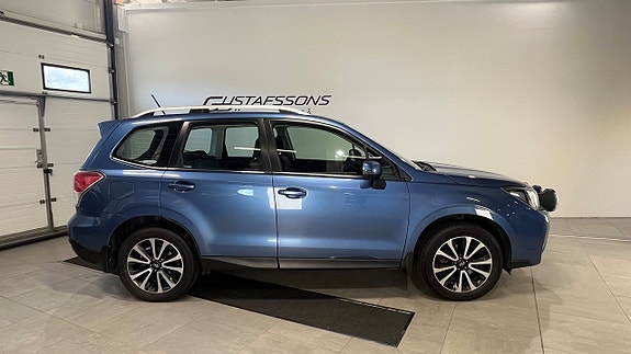 Subaru Forester 3 of 12