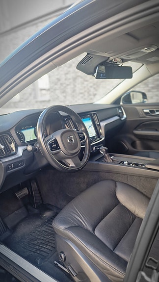 Volvo V60 10 of 16