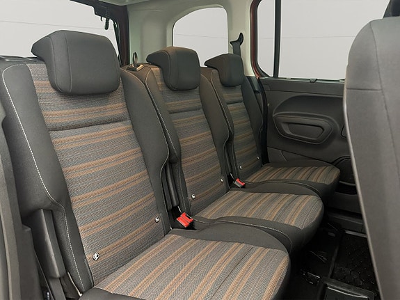 Opel Combo-e Life 28 of 30