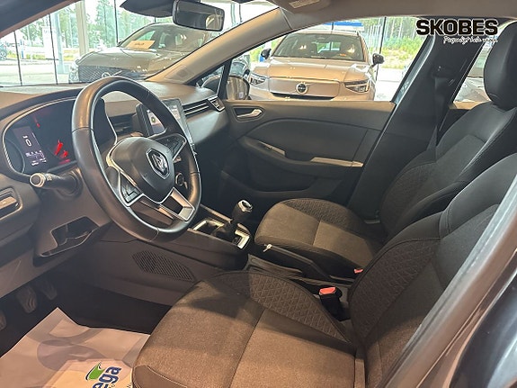 Renault Clio 9 of 21