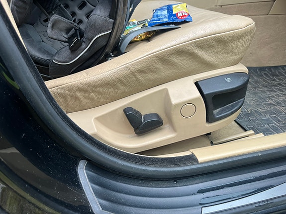 BMW 525i 6 of 9