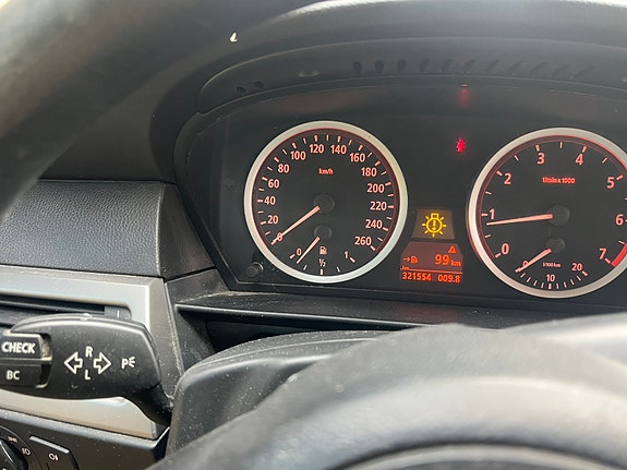 BMW 525i 7 of 9