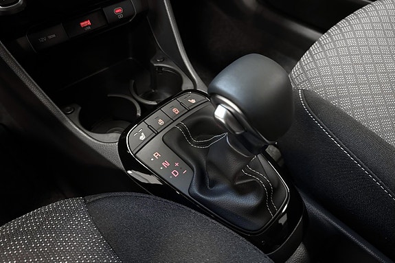 Kia Picanto 12 of 18