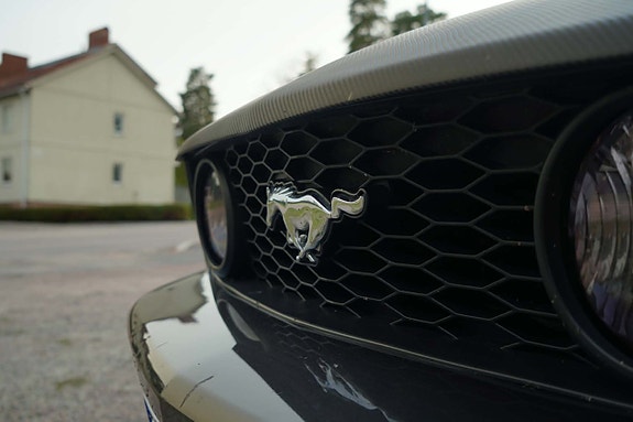 Ford Mustang 6 of 16