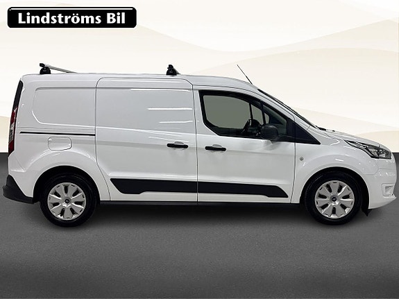 Ford Transit Connect 6 of 19