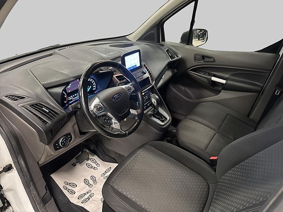 Ford Transit Connect 10 of 19
