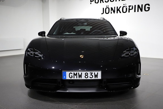Porsche Taycan 4S 8 of 28