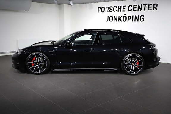 Porsche Taycan 4S 2 of 28