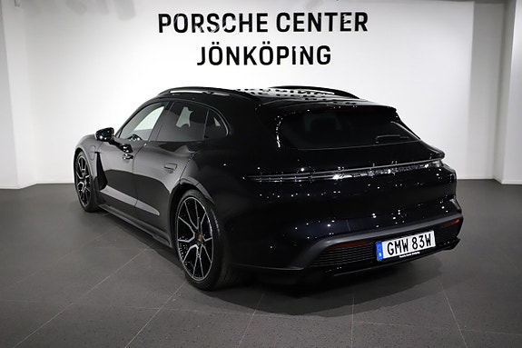 Porsche Taycan 4S 3 of 28