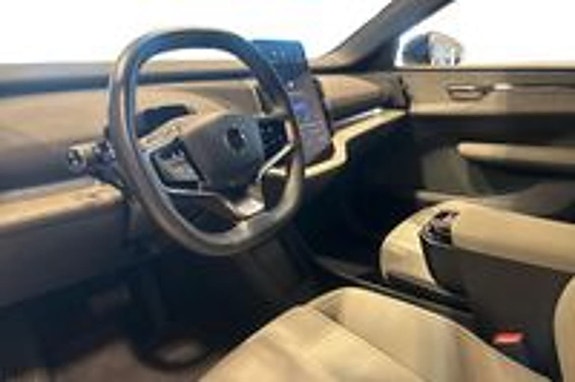 Volvo EX30 8 of 10