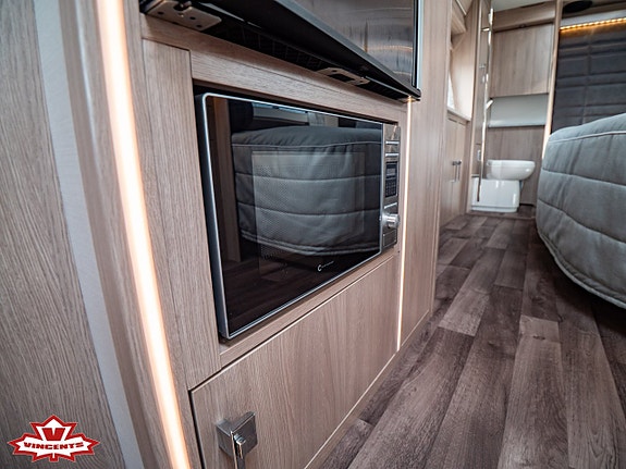 Kabe ROYAL 630 TDL KS *Queenbädd *Mover *Luft 7 of 20