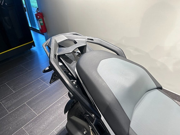 BMW R1300GS/Innovation/Dynamic/Touring/Enduro 11 of 16