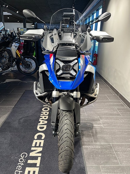 BMW R1300GS/Innovation/Dynamic/Touring/Enduro 3 of 16
