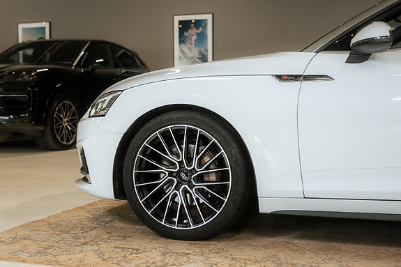 Audi A5 8 of 25