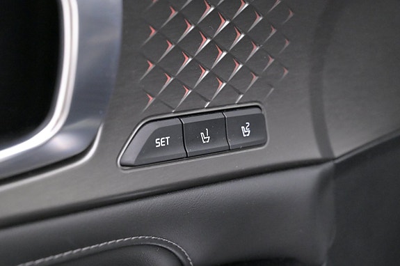 Kia Sorento 12 of 27